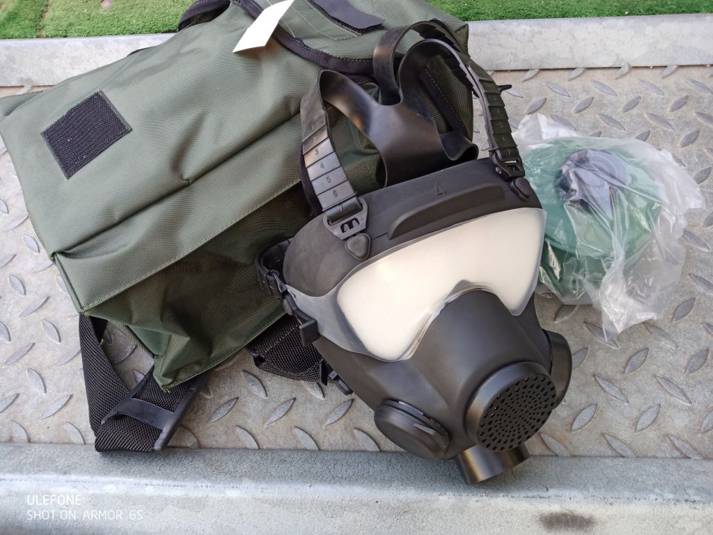 Magyar Katonai 93M gázálarc